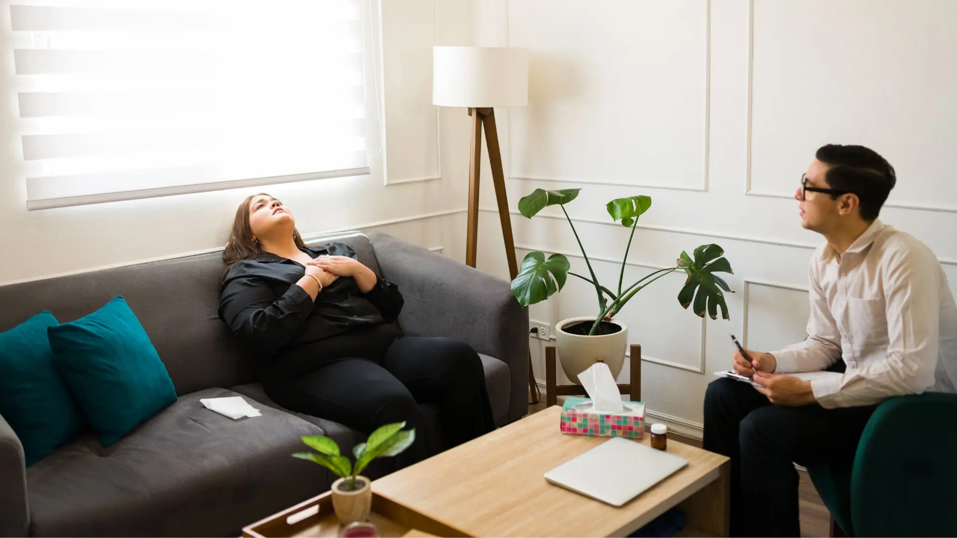 Cómo evitar la ansiedad por comer: 10 consejos para vivir con ella